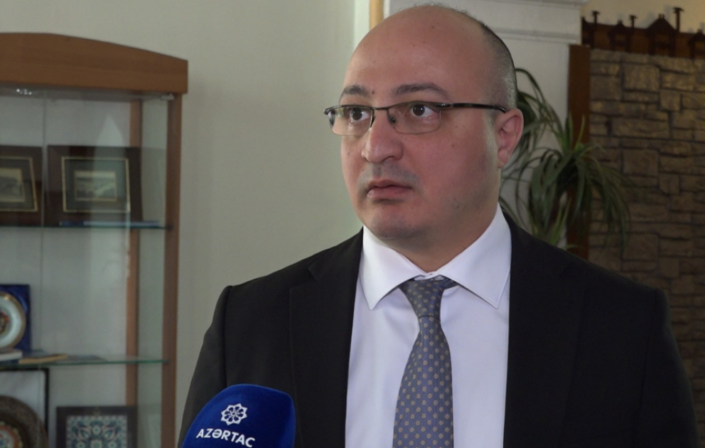 Politoloq: “Qoca qitə”nin siyasi səhnəsində İtaliya çox vacib ölkədir