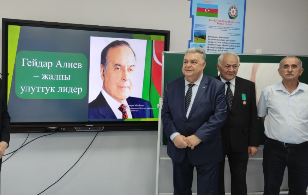 Ümummilli Lider Heydər Əliyevin anadan olmasının 103-cü ildönümü Bişkekdə qeyd edilib