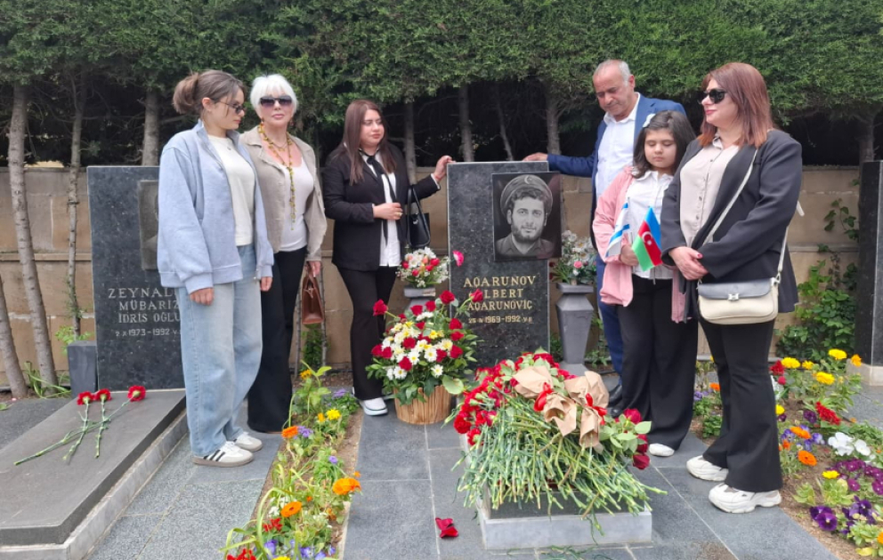 Почтена память Национального героя Альберта Агарунова