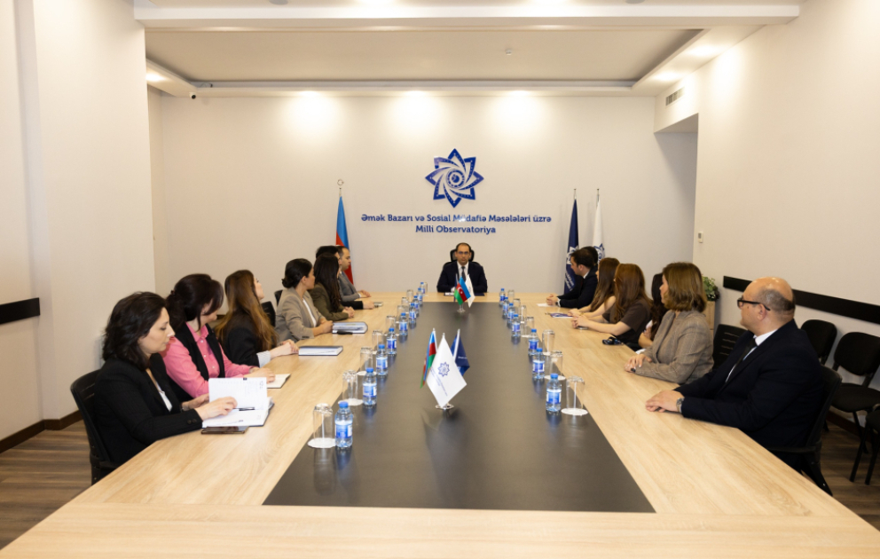 Milli Observatoriya yeni “Peşəkar karyera” layihəsini Karyera mərkəzlərinə təqdim edib