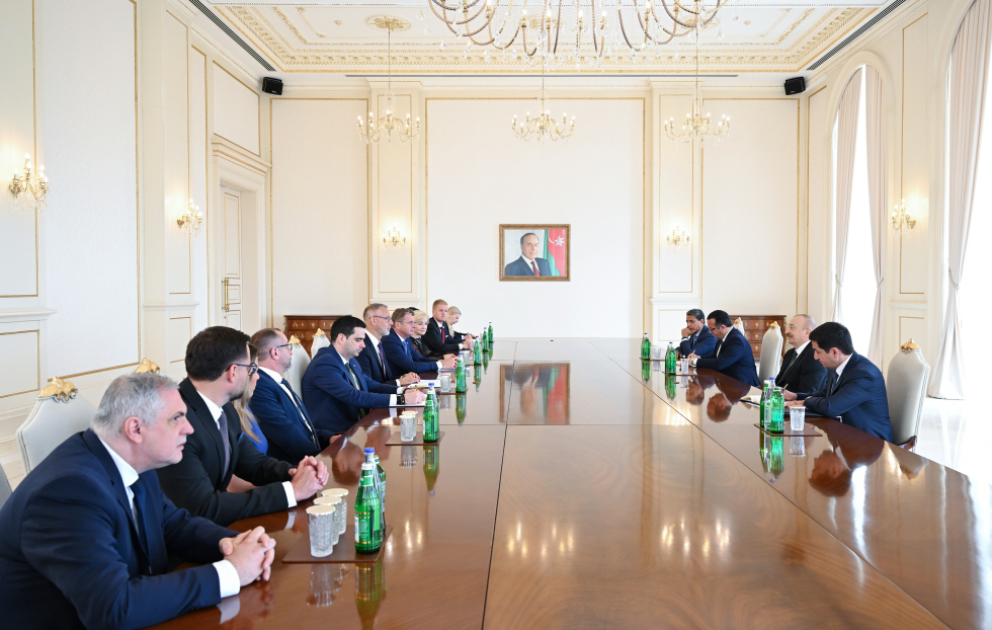 Президент Ильхам Алиев принял делегацию во главе с председателем Национального совета Словакии