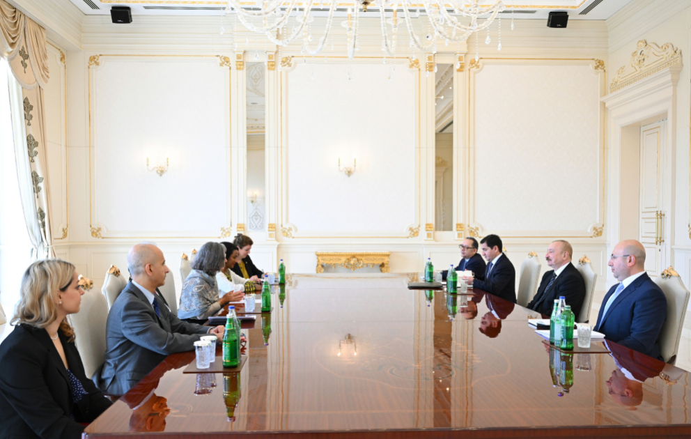 President Ilham Aliyev received Executive Director of UN Human Settlements Programme