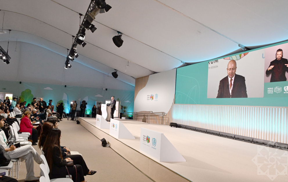 Gemeinsame Eröffnungssitzung der Versammlungen bei WUF13 in Baku