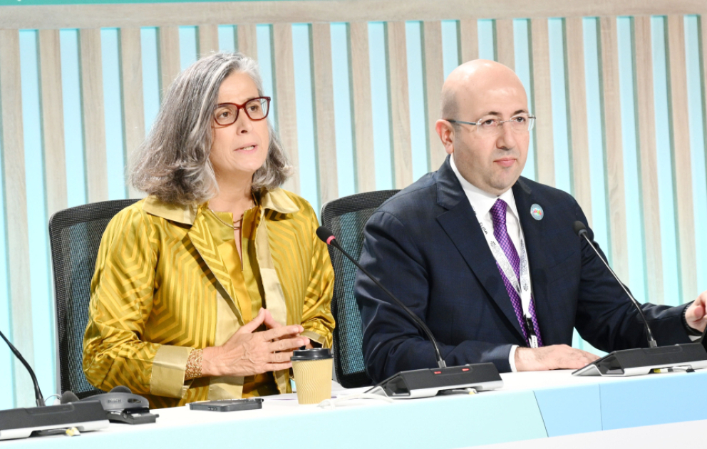 Anaclaudia Rossbach : Nous remercions l’Azerbaïdjan d'avoir créé cette opportunité pour discuter des villes durables