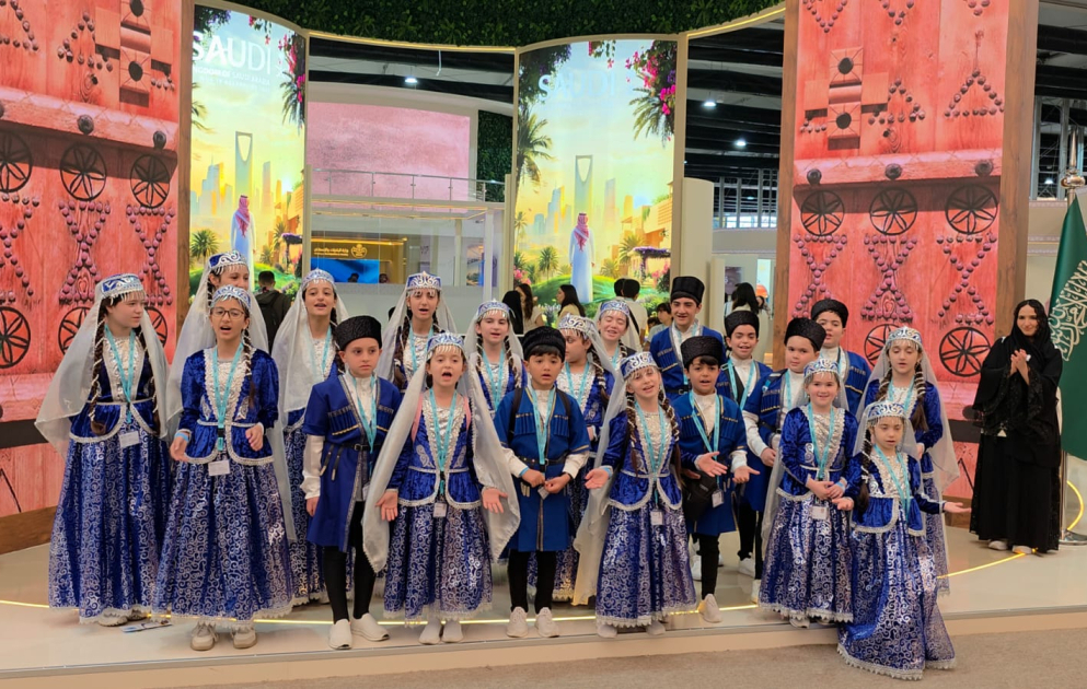 Garabagh song performed outside Saudi Arabia pavilion at WUF13