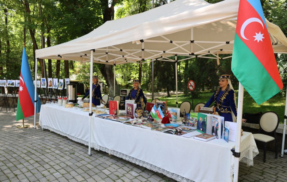 Daşkənddə beynəlxalq xeyriyyə festivalında Azərbaycan guşəsi birinci yerə layiq görülüb
