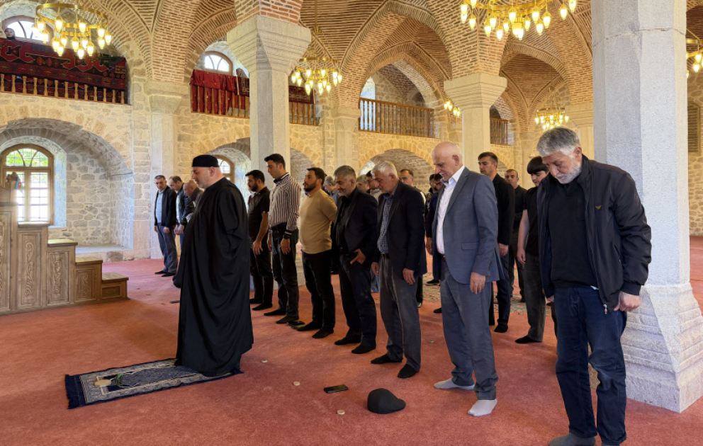Şuşada bayram namazı qılınıb