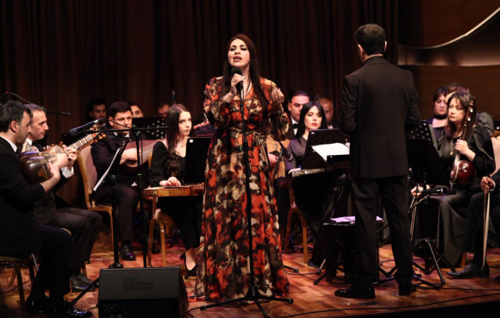 Səid Rüstəmov adına Xalq Çalğı Alətləri Orkestrinin konserti olub