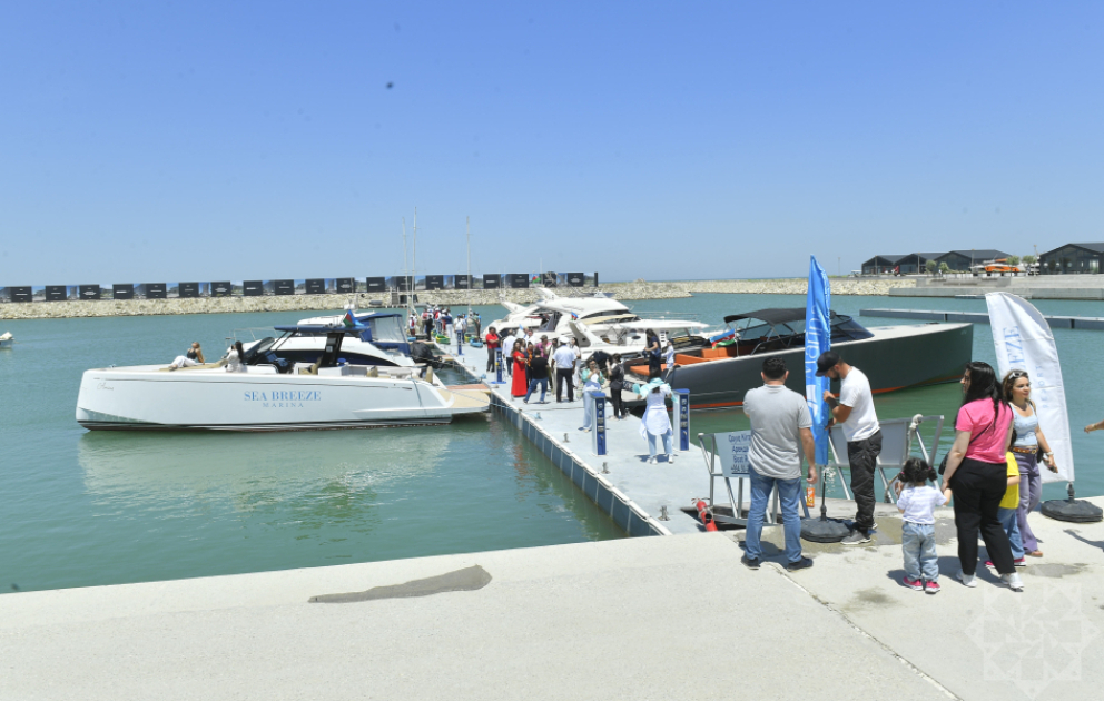 “Sea Breeze Marina” mövsümü reqata və digər su idmanı növləri ilə açıb