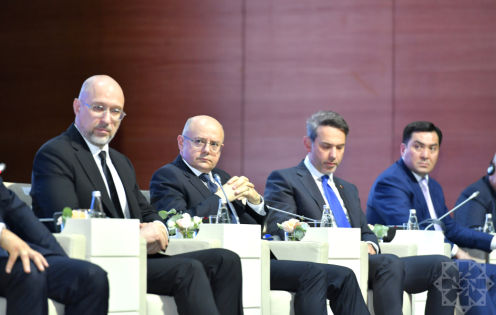 Bakı Enerji Həftəsinin ilk günü başa çatıb