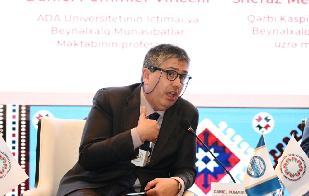 ADA Universitetinin professoru: Qərbi azərbaycanlıların probleminə məcburi köçkünlərin qlobal tarixi kontekstində baxılmalıdır