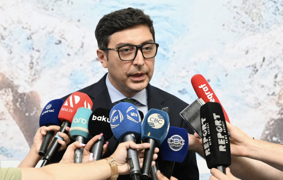 Fərid Qayıbov: Çalışırıq ki, üzgüçülük idman növünü daha da inkişaf etdirək