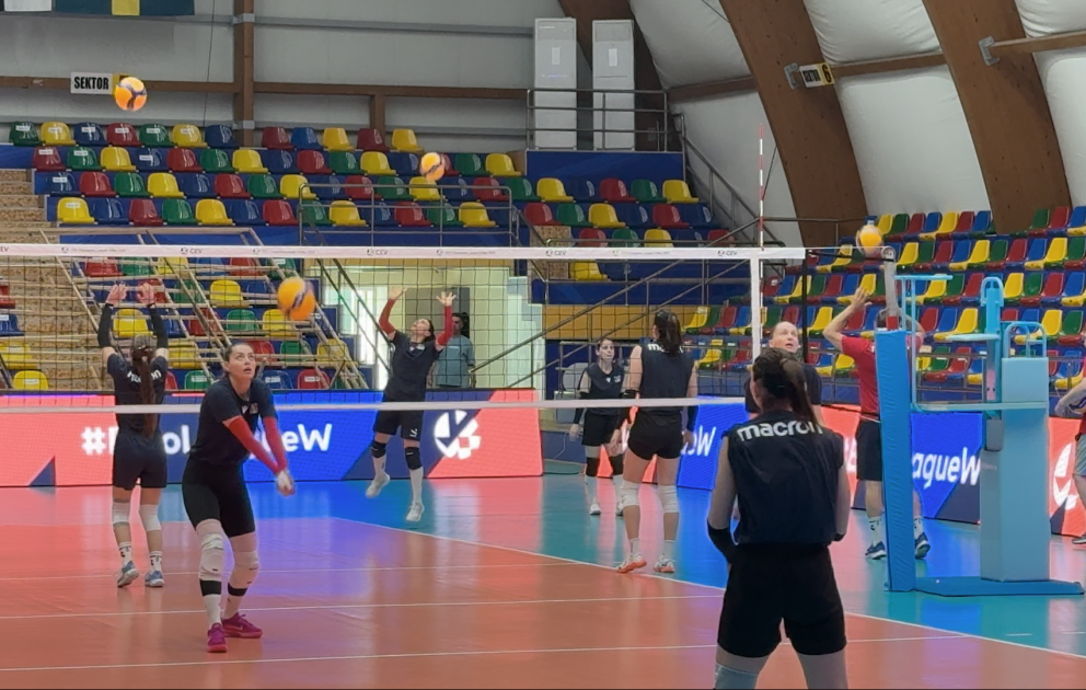 Qadın voleybolçulardan ibarət Azərbaycan millisi Avropa Liqasına hazırdır