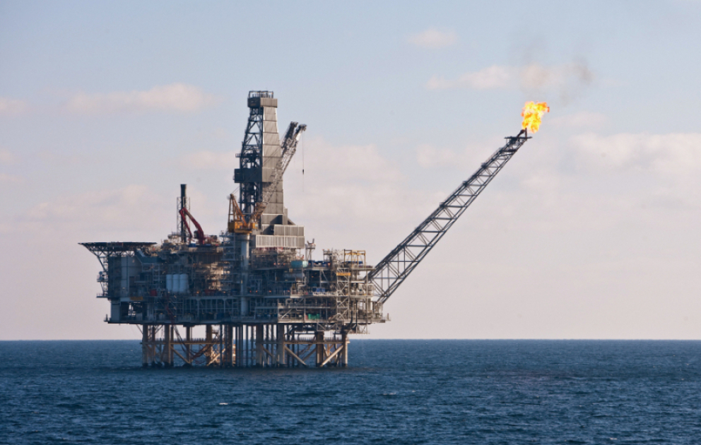 Баррель азербайджанской нефти продается дороже 100 долларов
