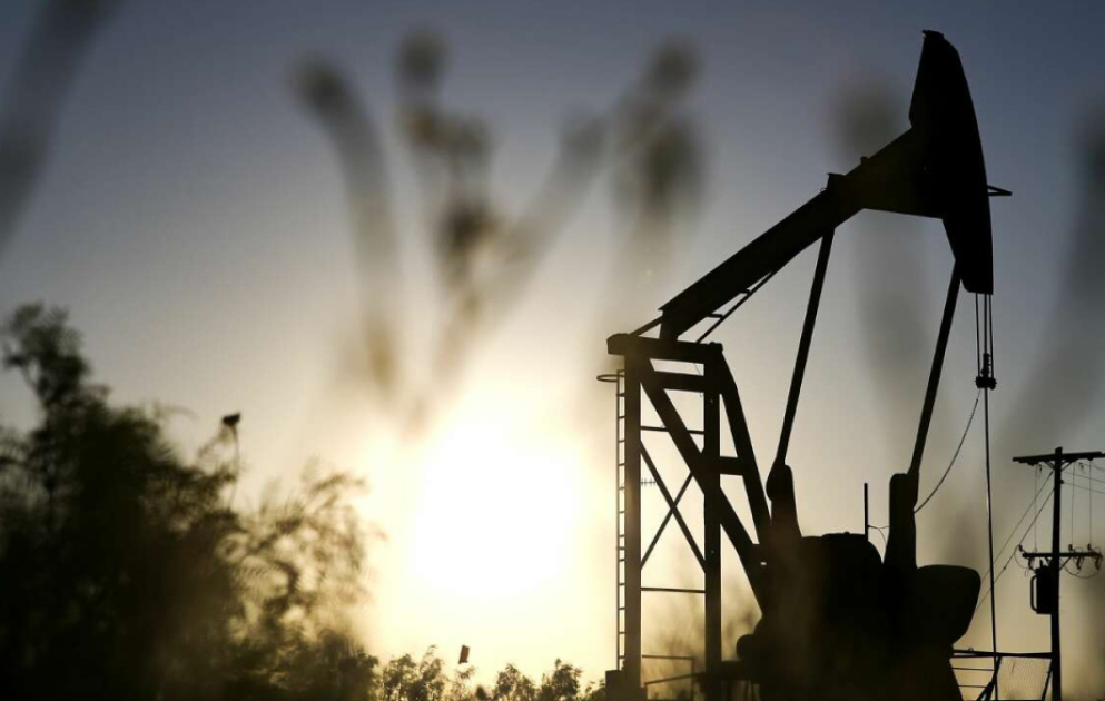 Нефть подешевела на мировых биржах
