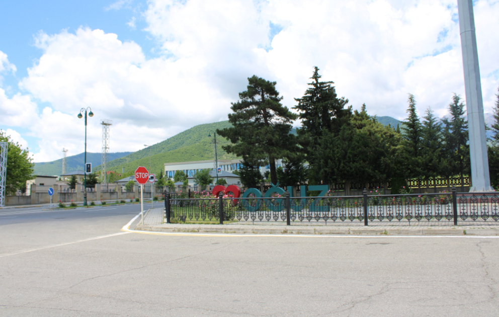 Oğuzda “Abad məhəllə” layihəsinin icrasına başlanılıb, davamı olacaq
