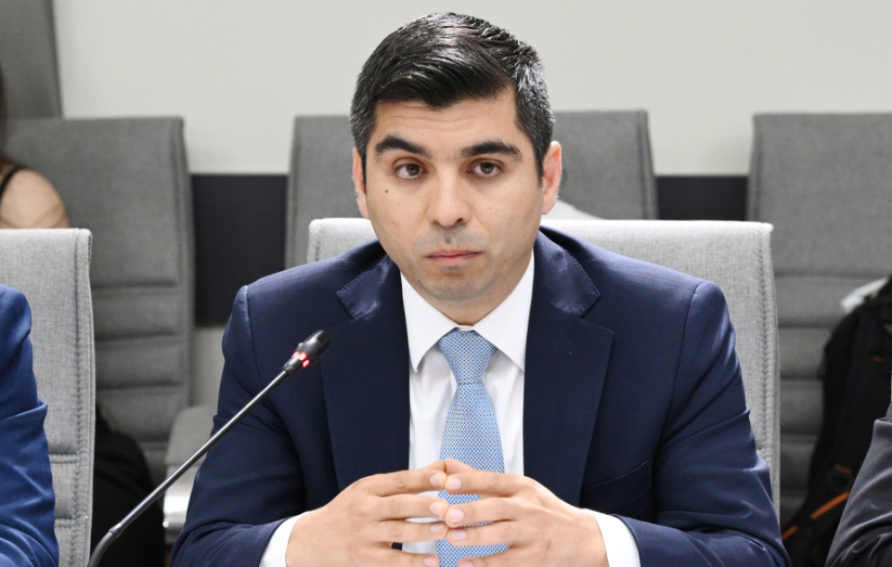 Nazir müavini: Bir çox valideyn uşağının sosial şəbəkədən istifadəsinə nəzarət edə bilmir