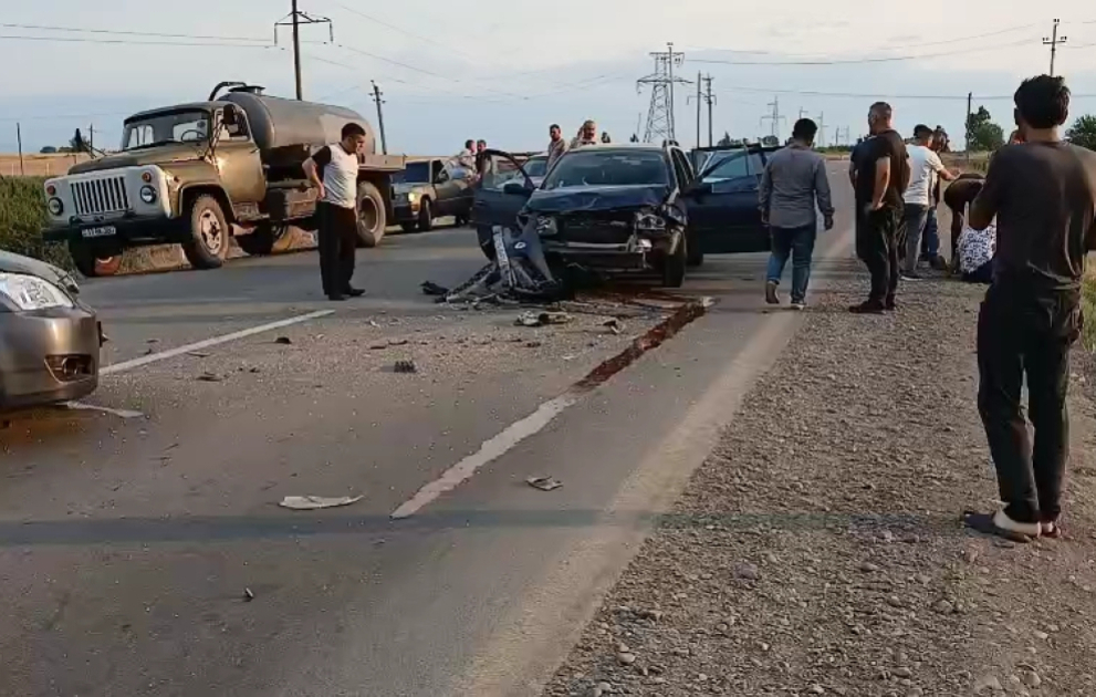 Beyləqanda yol qəzası olub, xəsarət alanlar var