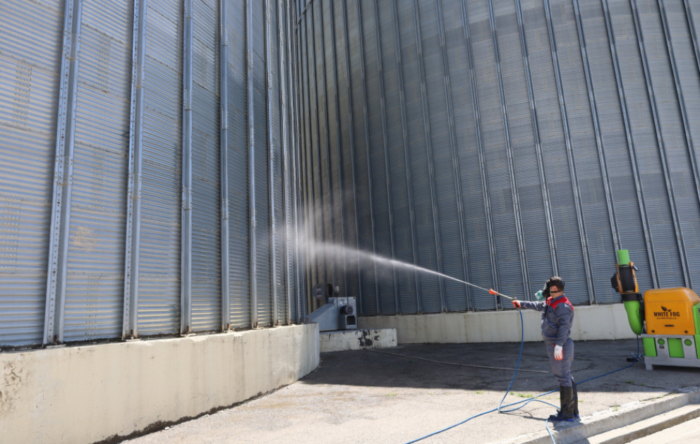 Aqrar Xidmətlər Agentliyi istixanalarda və saxlanılma yerlərində fumiqasiya tədbirləri aparır
