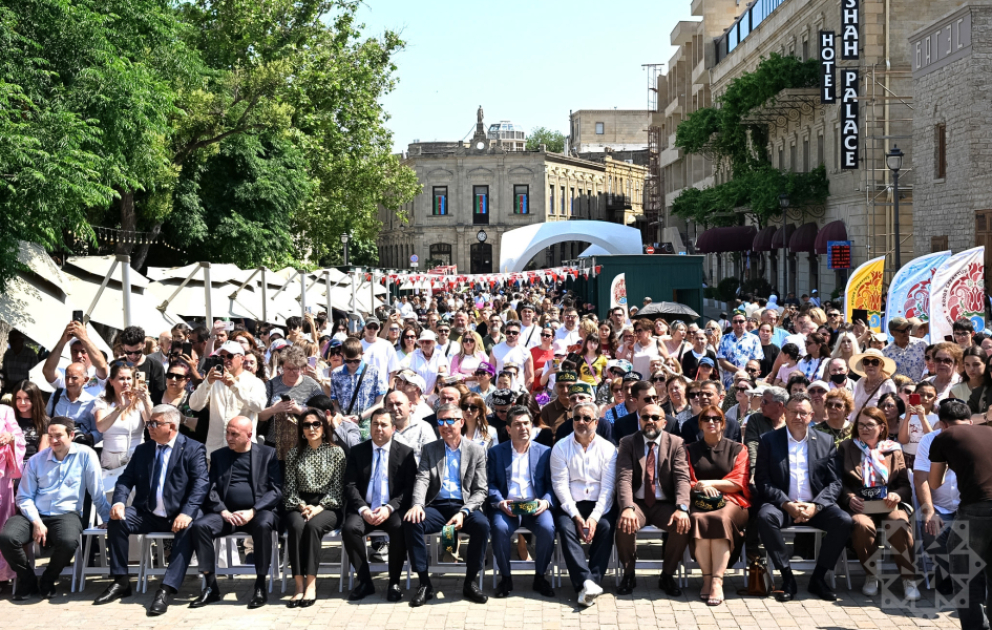 İçərişəhərdə tatar xalqının “Sabantuy” milli bayramı təntənəli şəkildə qeyd olunub