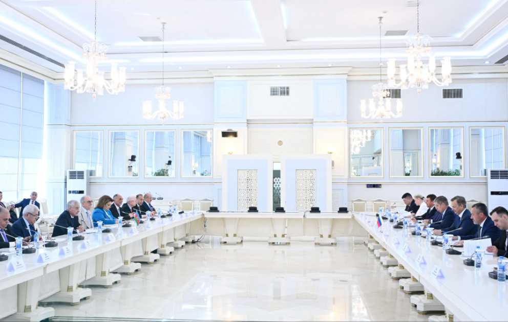 В Баку проходит 24-е заседание Комиссии по межпарламентскому сотрудничеству между Азербайджаном и Россией