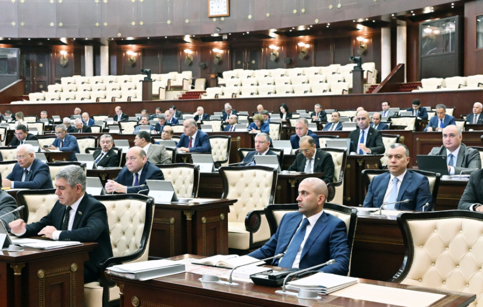 Milli Məclis Azərbaycanla Ekvador arasındakı viza sazişini təsdiqləyib