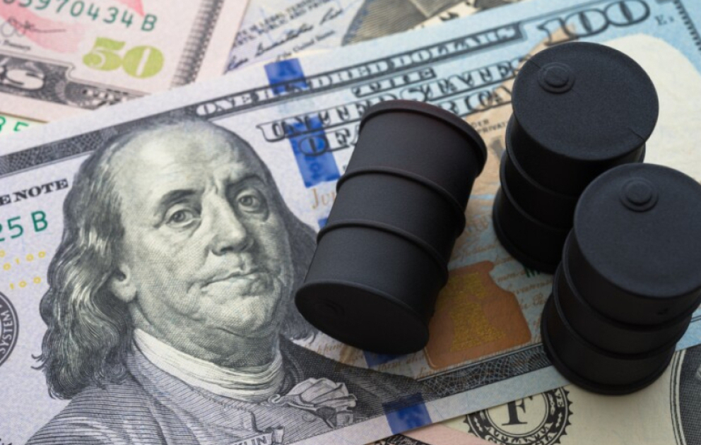 Нефть подешевела на мировых биржах