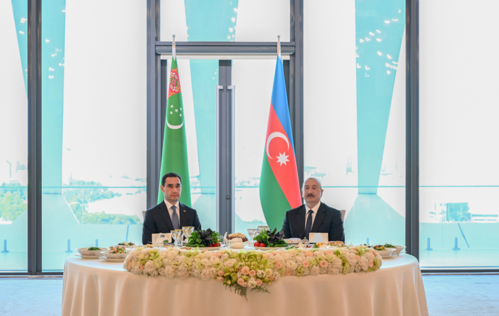 Prezident İlham Əliyevin adından Türkmənistan Prezidentinin şərəfinə dövlət ziyafəti verilib