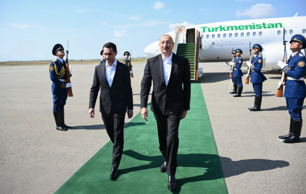Президент Туркменистана Сердар Бердымухамедов прибыл в Физулинский район