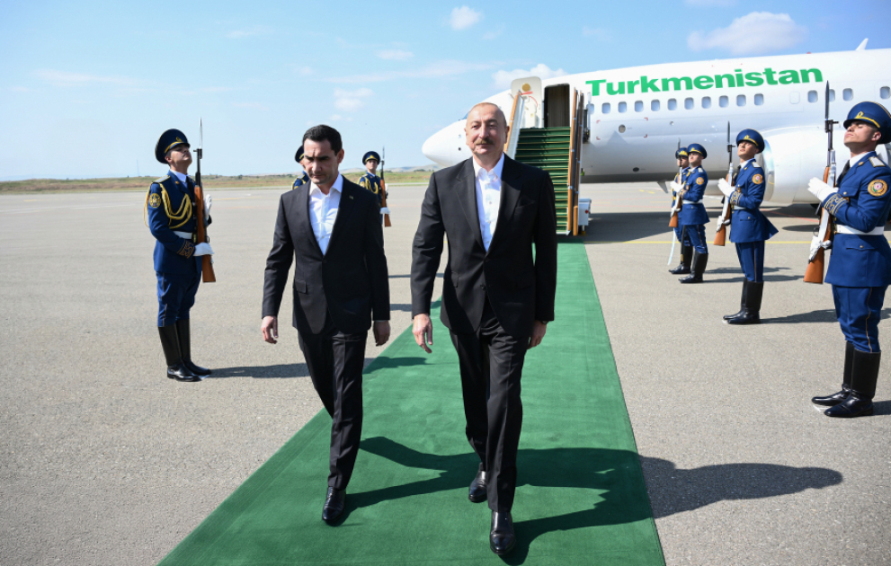 Türkmənistan Prezidenti Sərdar Berdiməhəmmədov Füzuli rayonuna gəlib