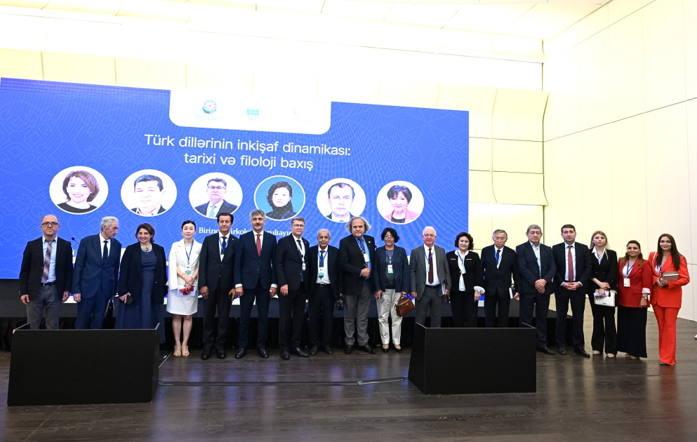 Beynəlxalq konqres çərçivəsində türkologiyanın fundamental məsələləri müzakirə olunub