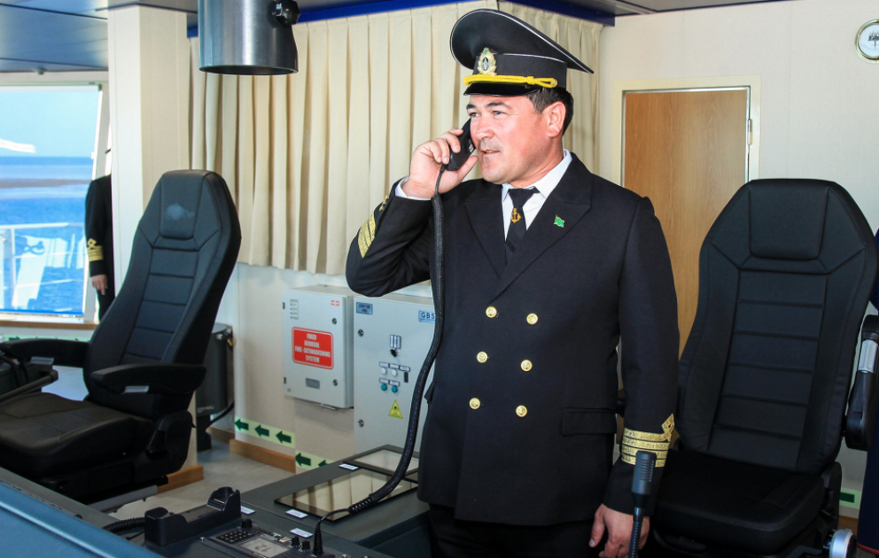 Sahilləri birləşdirən “Dostlug”