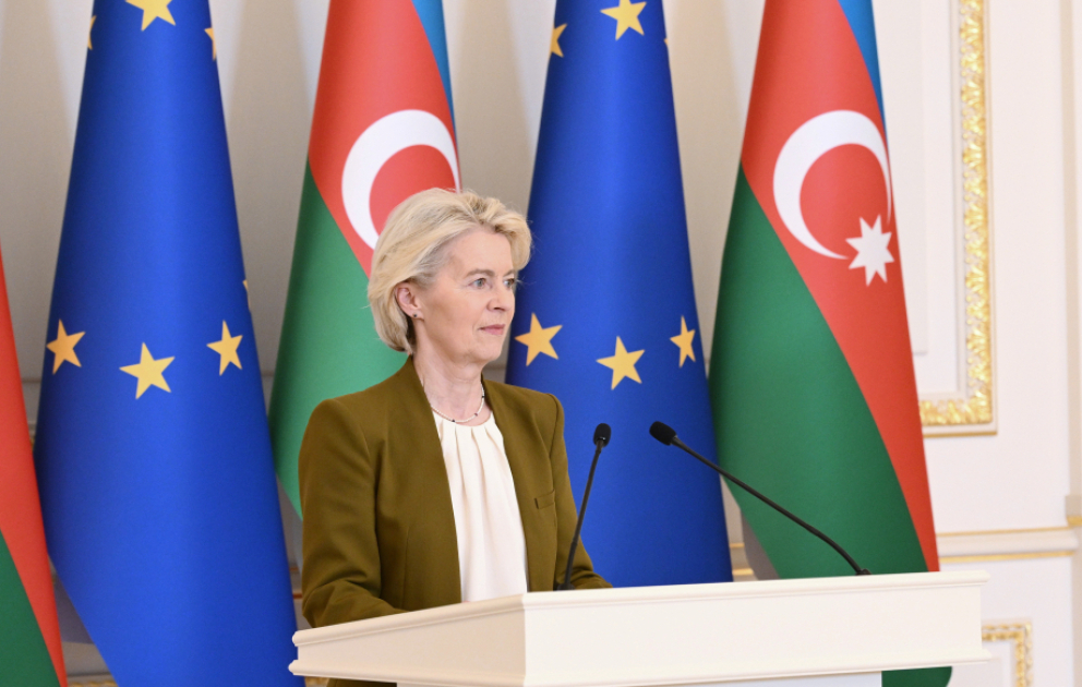 Ursula Fon der Lyayen sülh sazişinin paraflanmasına görə Prezident İlham Əliyevi təbrik edib