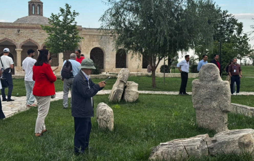 “Türk Dünyası Həftəsi”nin iştirakçıları Ağdam şəhərində “İmarət” Kompleksi ilə tanış olublar