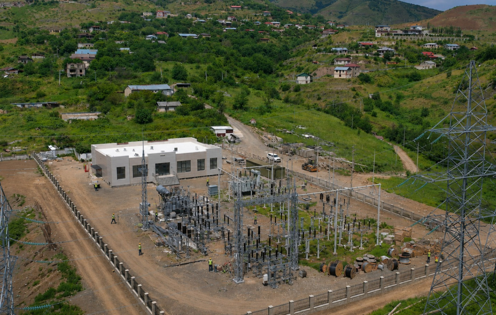 “AzərEnerji” Xankəndi və Ağdərədə 110 kilovoltluq yarımstansiyalar tikir