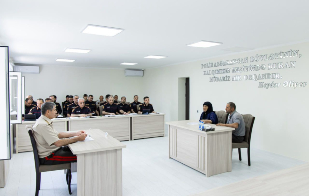 Daxili işlər naziri Lerikdə vətəndaşların müraciətlərini dinləyib, Lənkəranda gənclərin arasından seçim edib