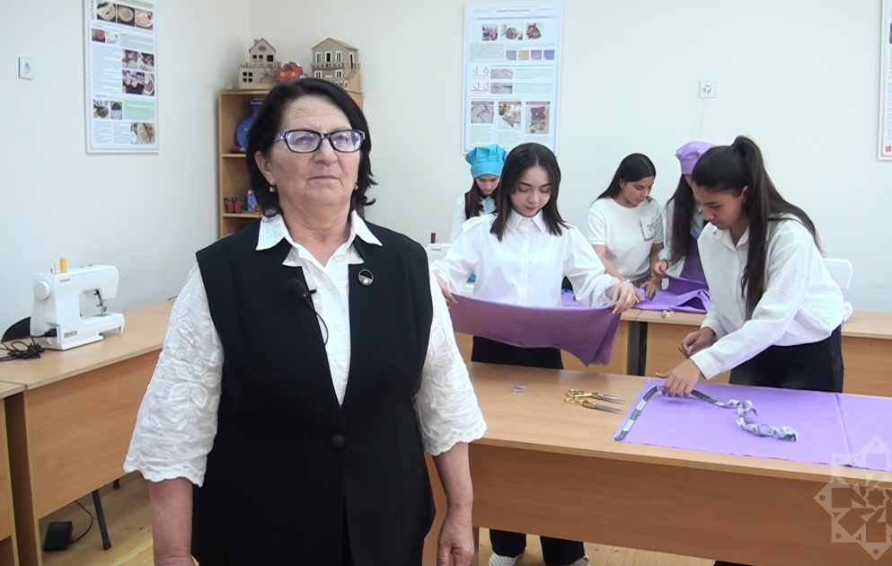 Təqaüdə bir il qalsa da, sertifikatlaşdırmada 59 bal topladı