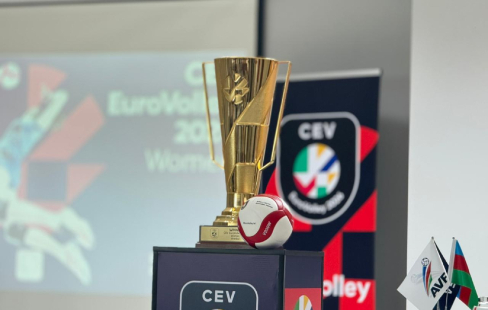 Voleybol üzrə Avropa çempionatının kuboku Bakıda nümayiş olunub