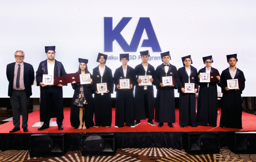 Kanada Azərbaycan Məktəbi 2026-cı il məzunlarını təntənəli mərasimlə yola salıb