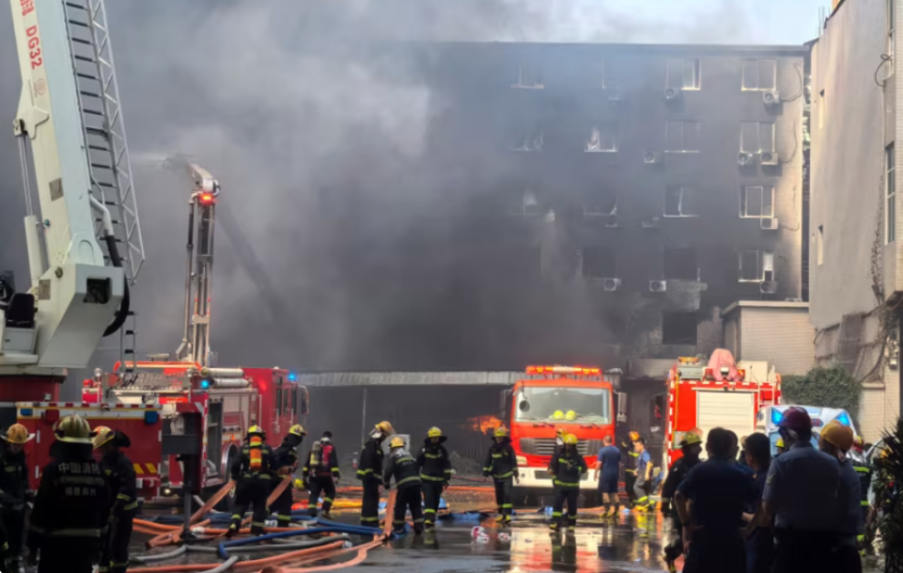 Çində fabrikdə baş verən yanğın zamanı 28 nəfər ölüb