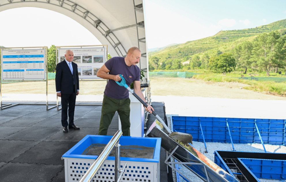 Президент Ильхам Алиев заложил фундамент водохранилища Хакаричай в Лачине