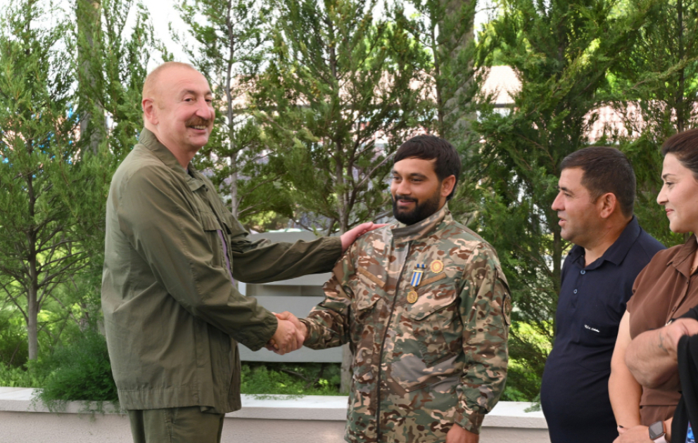 Präsident Ilham Aliyev: Kein Staat und kein Volk hat in den vergangenen 80 Jahren einen vergleichbaren Sieg errungen wie Aserbaidschan