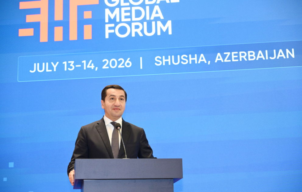 Prezidentin köməkçisi: Cəmiyyət innovasiya, təhlükəsizlik, valideyn məsuliyyəti və fərdi hüquqlar arasında tarazlıq tapmalıdır