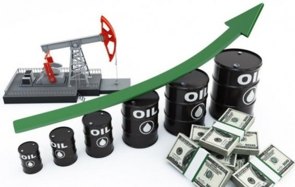 Цена на нефть марки Brent впервые с 15 июня превысила 85 долларов за баррель