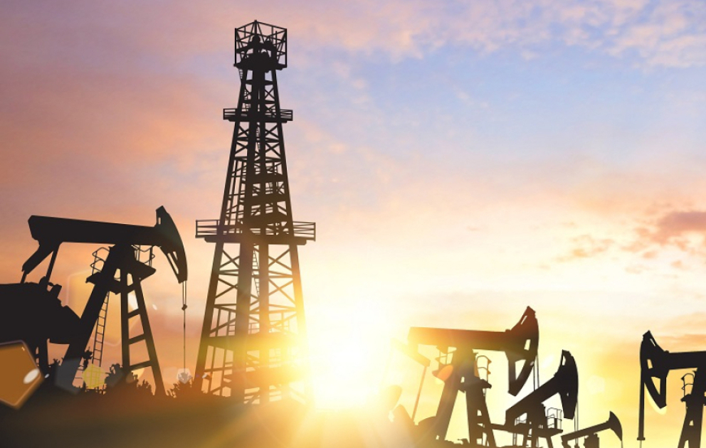 Цены на нефть на мировых биржах снизились