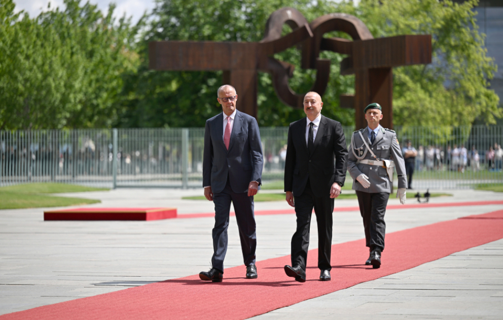 Official welcome ceremony was held for President Ilham Aliyev in Berlin