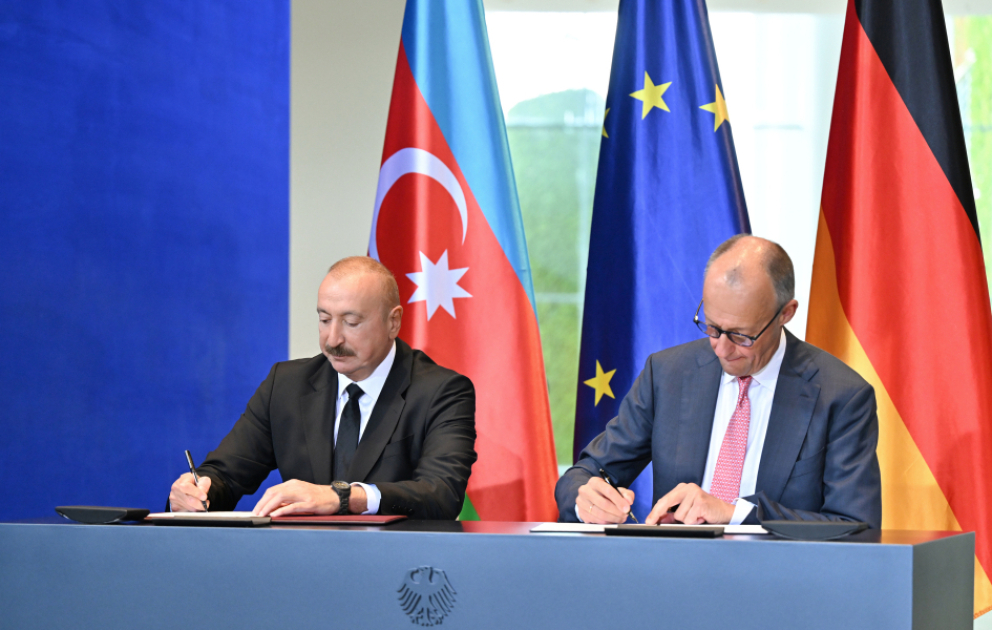 Signature des documents Azerbaïdjan-Allemagne à Berlin