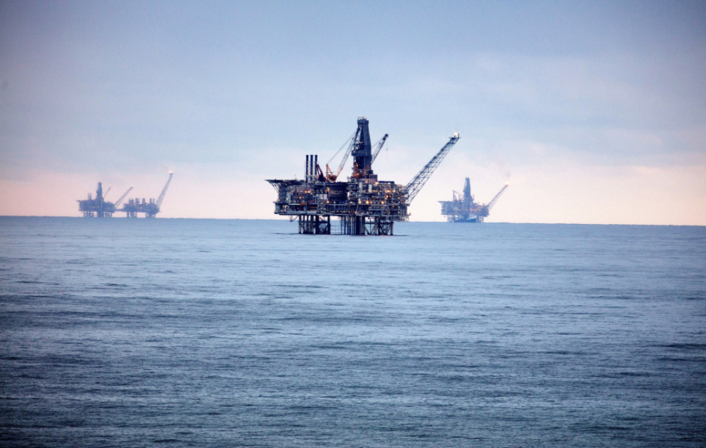 Preis für Azeri-Light-Rohöl fällt auf 102,73 Dollar je Barrel