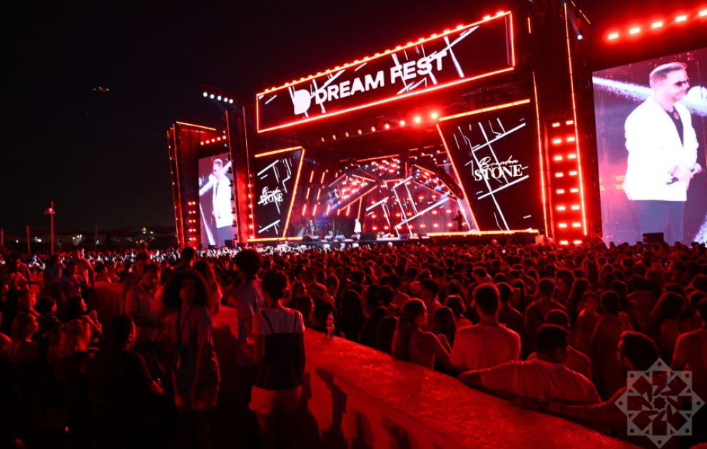 “Dream Fest – 2026” möhtəşəm konsert proqramı atəşfəşanlıqla başa çatıb