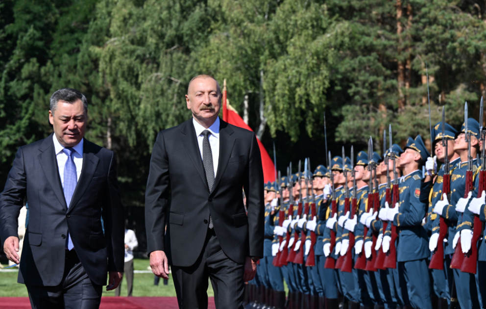 Prezident İlham Əliyevin Çolpon-Ata şəhərində rəsmi qarşılanma mərasimi olub